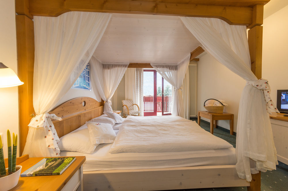 Hotel Hellweger Sand in Taufers Exterior foto