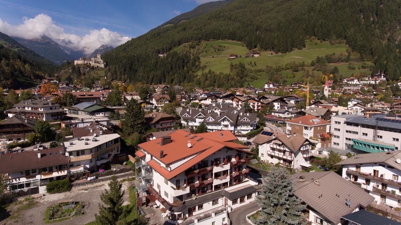 Hotel Hellweger Sand in Taufers Exterior foto